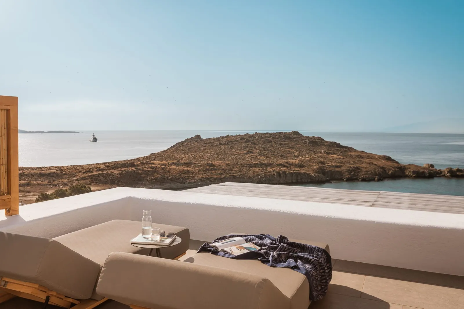 Honeymoon Seaview Jacuzzi Suite