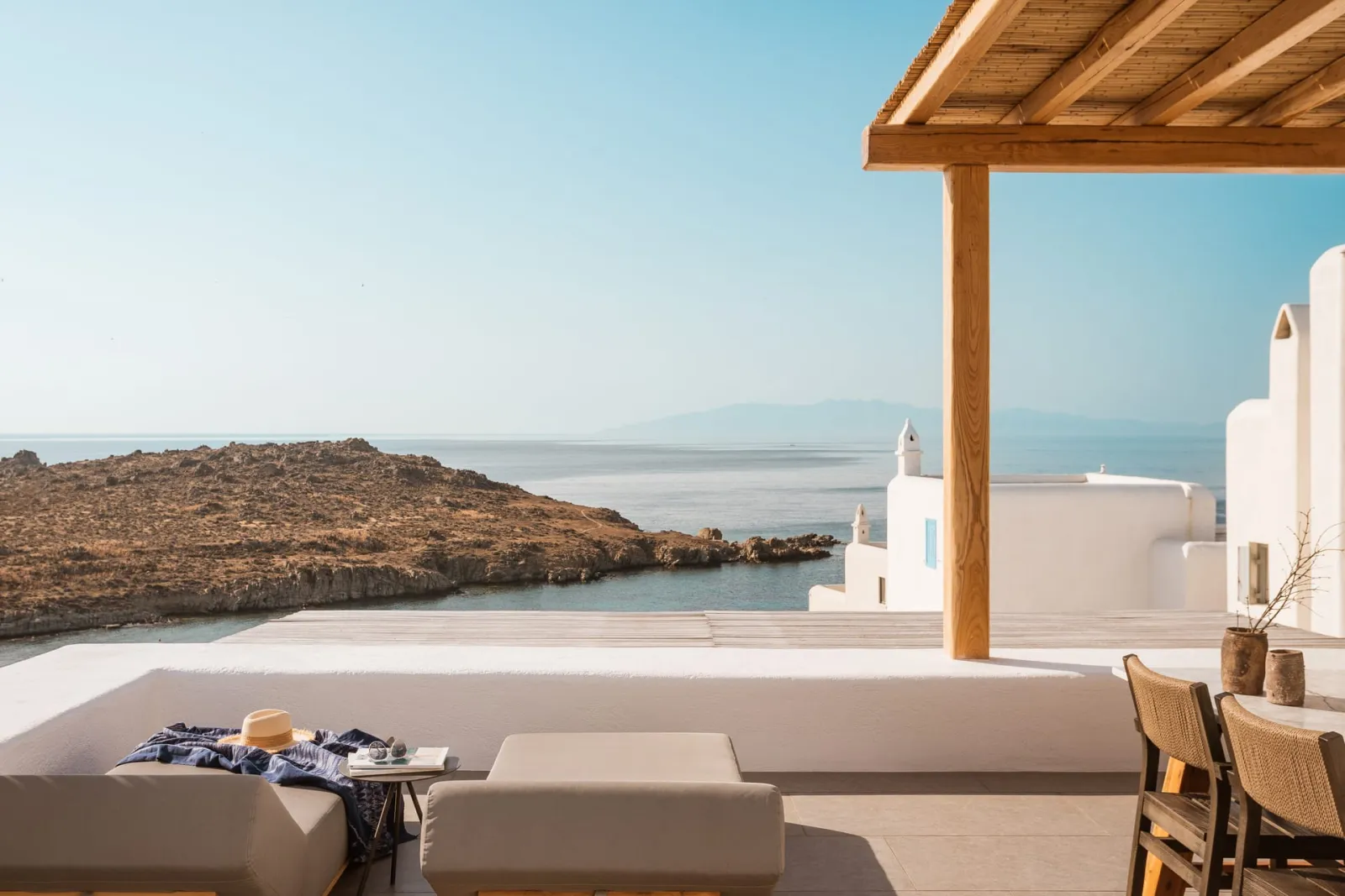 Honeymoon Seaview Jacuzzi Suite