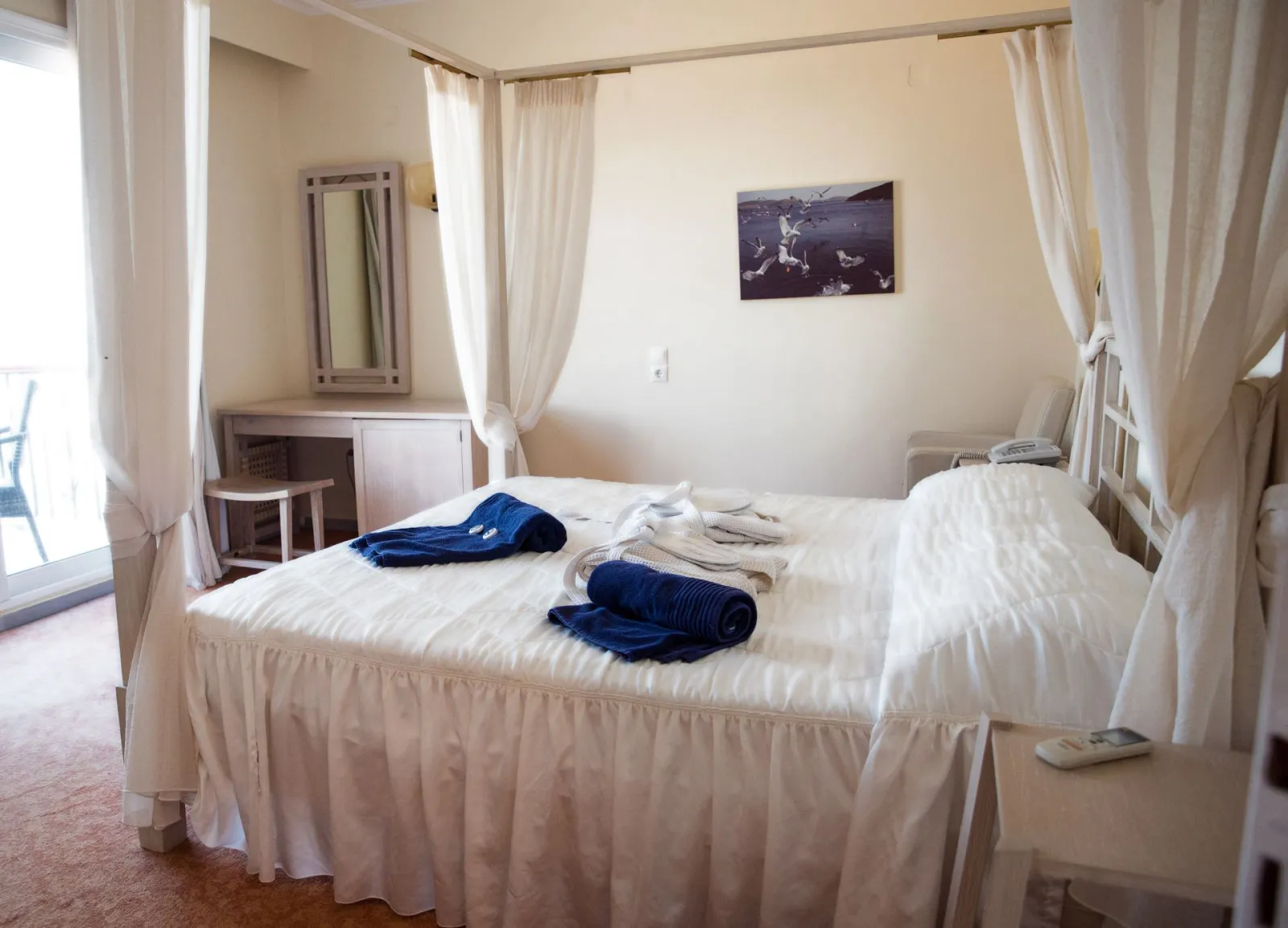 Family Mini Suite with Sea View