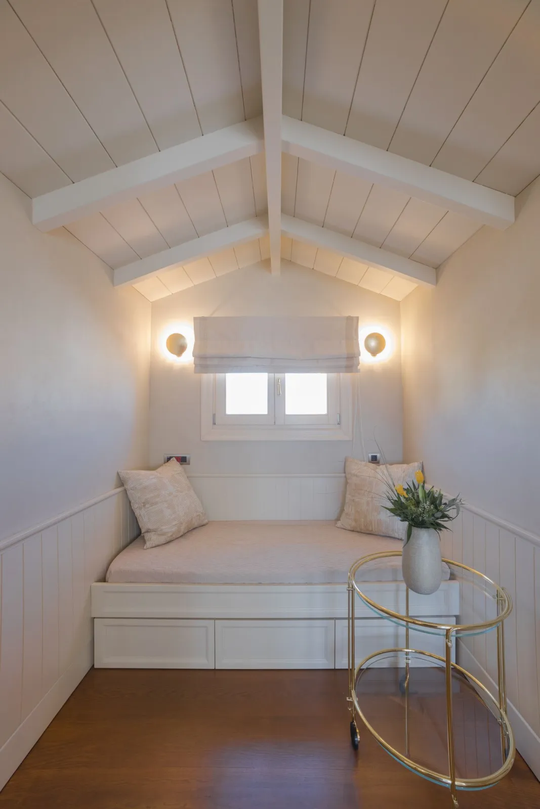 Deluxe Queen Suite