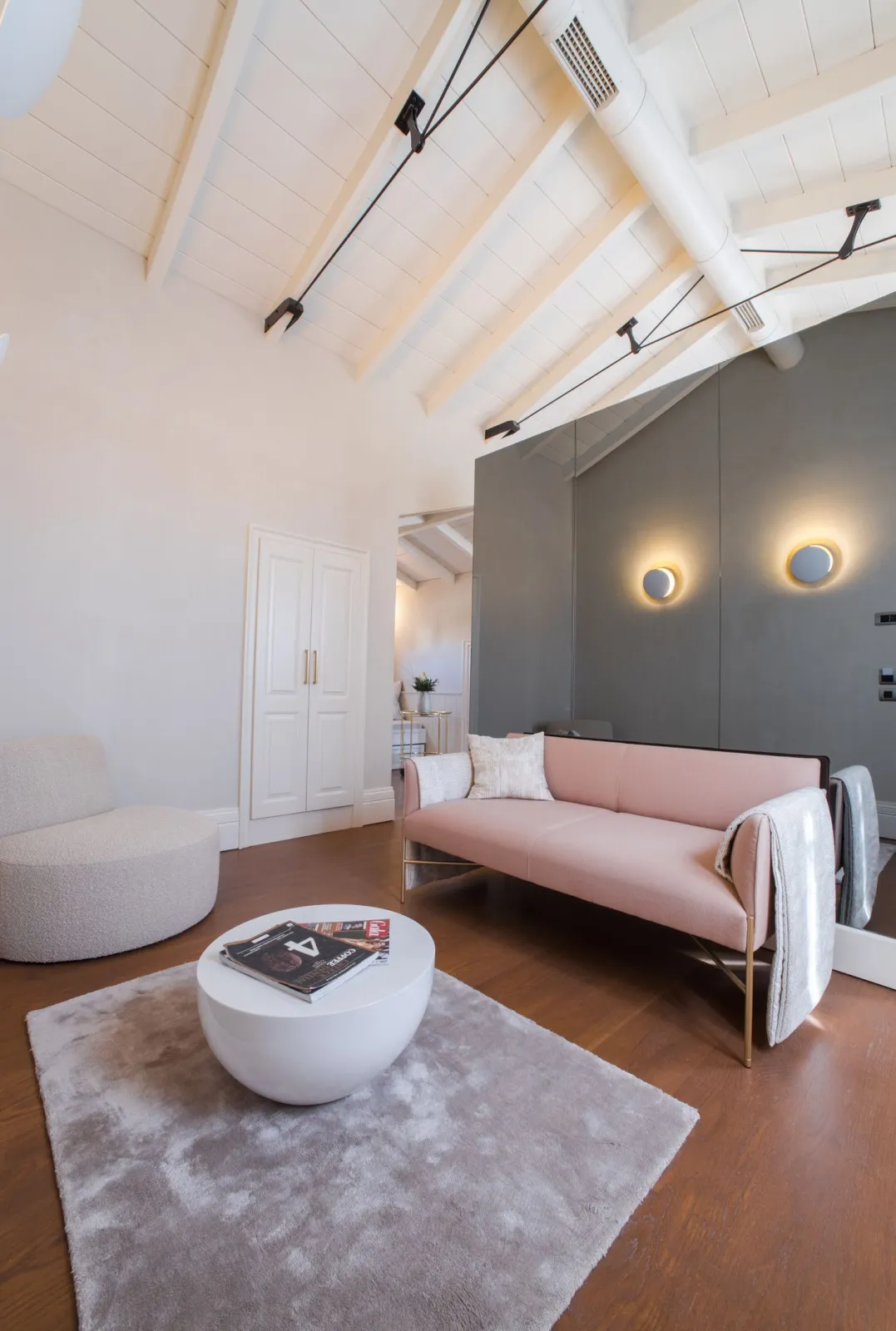 Deluxe Queen Suite