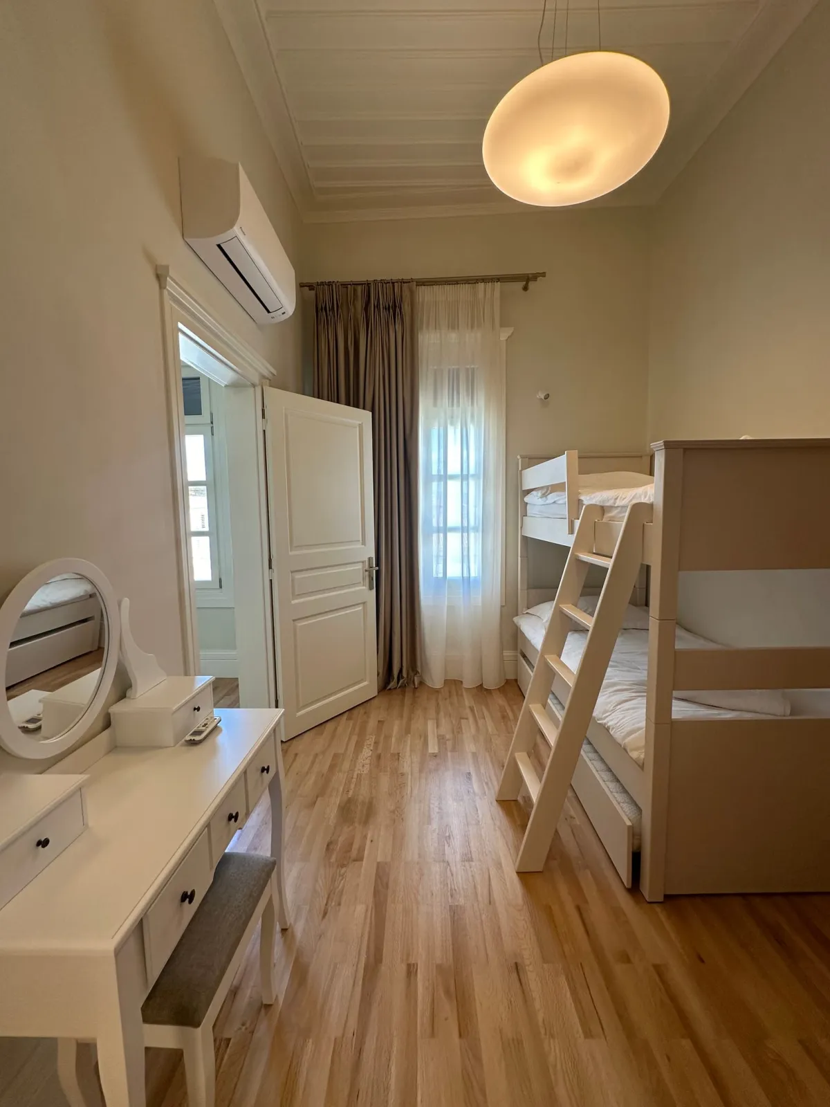 GRANDE CASTELLANO SUITE 2