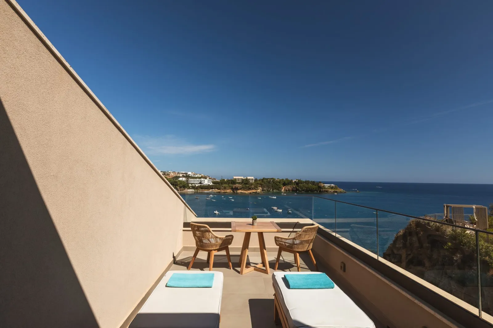 Moonstone Suite Sea View (No Plunge Pool)