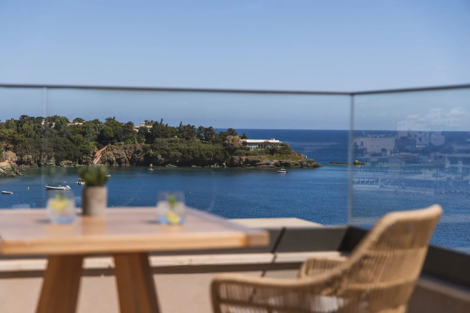 Moonstone Suite Sea View (No Plunge Pool)