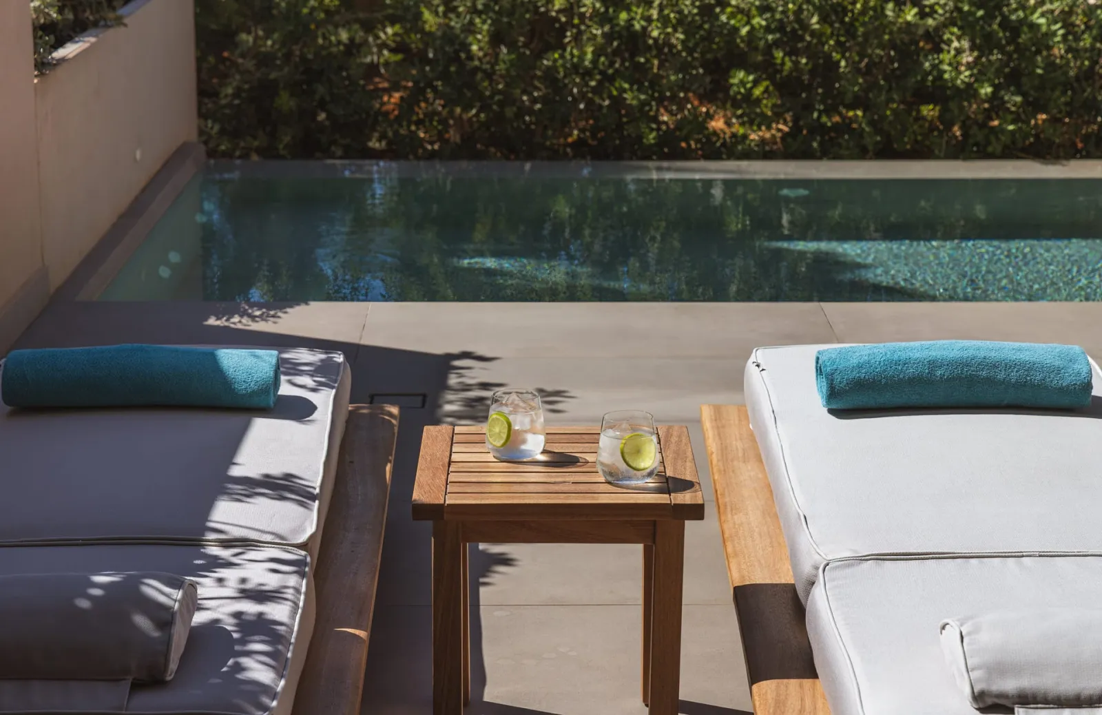 Black Pearl Maisonette Sea View with Plunge Pool