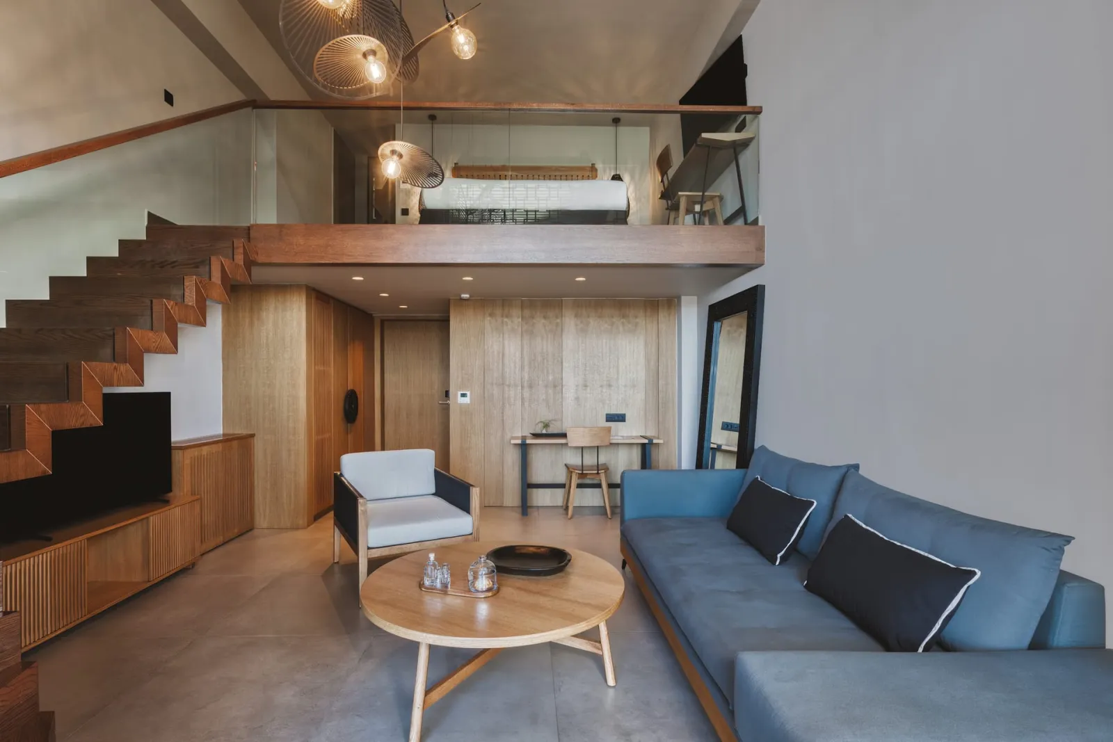 Black Pearl Maisonette Sea View with Plunge Pool