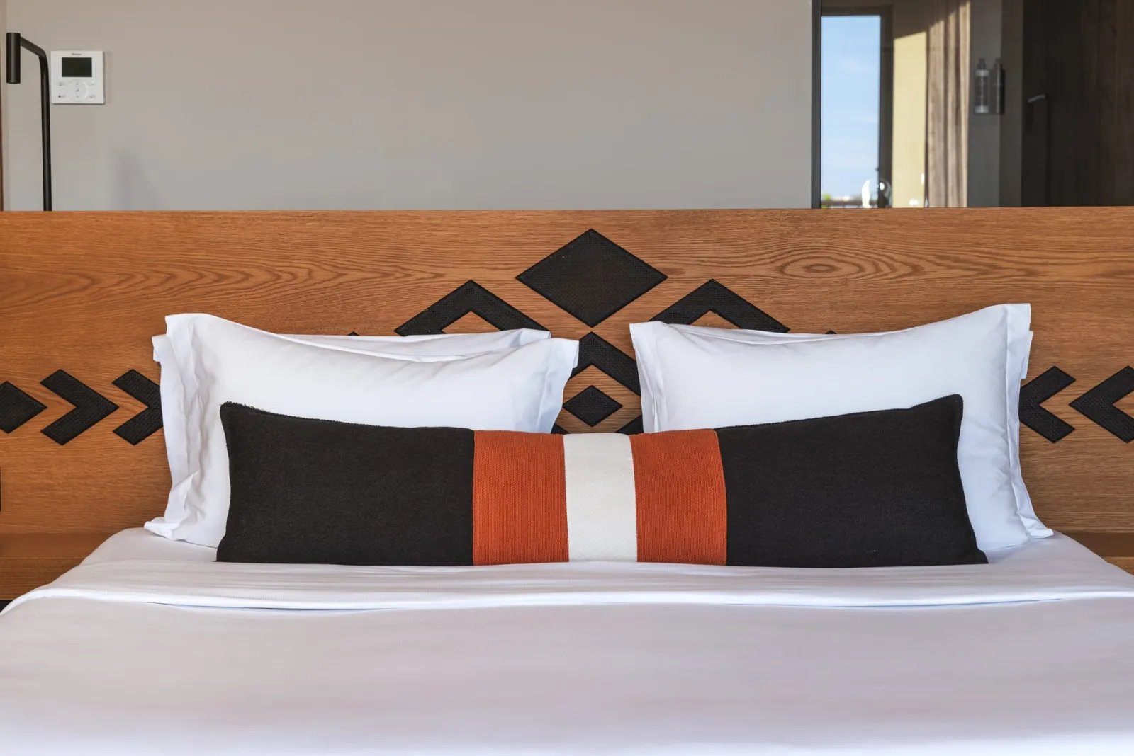 Amber Suite with Plunge Pool &amp; Side Sea View