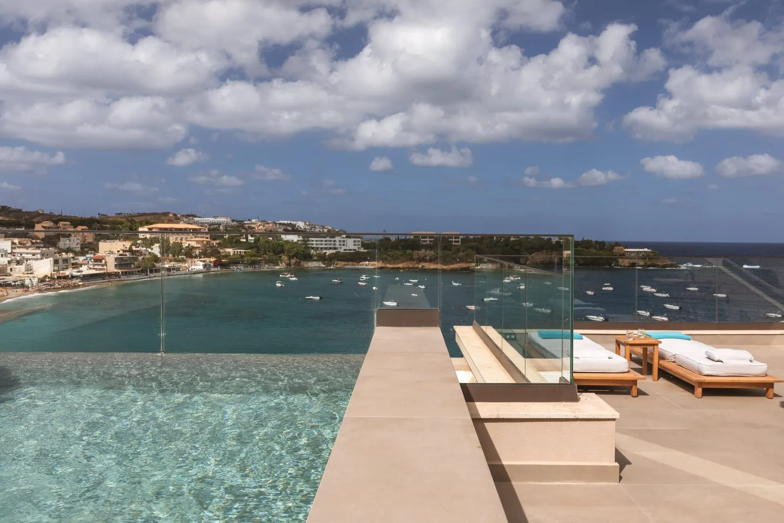 Sapphire VIP Suite Sea View with Plunge Pool