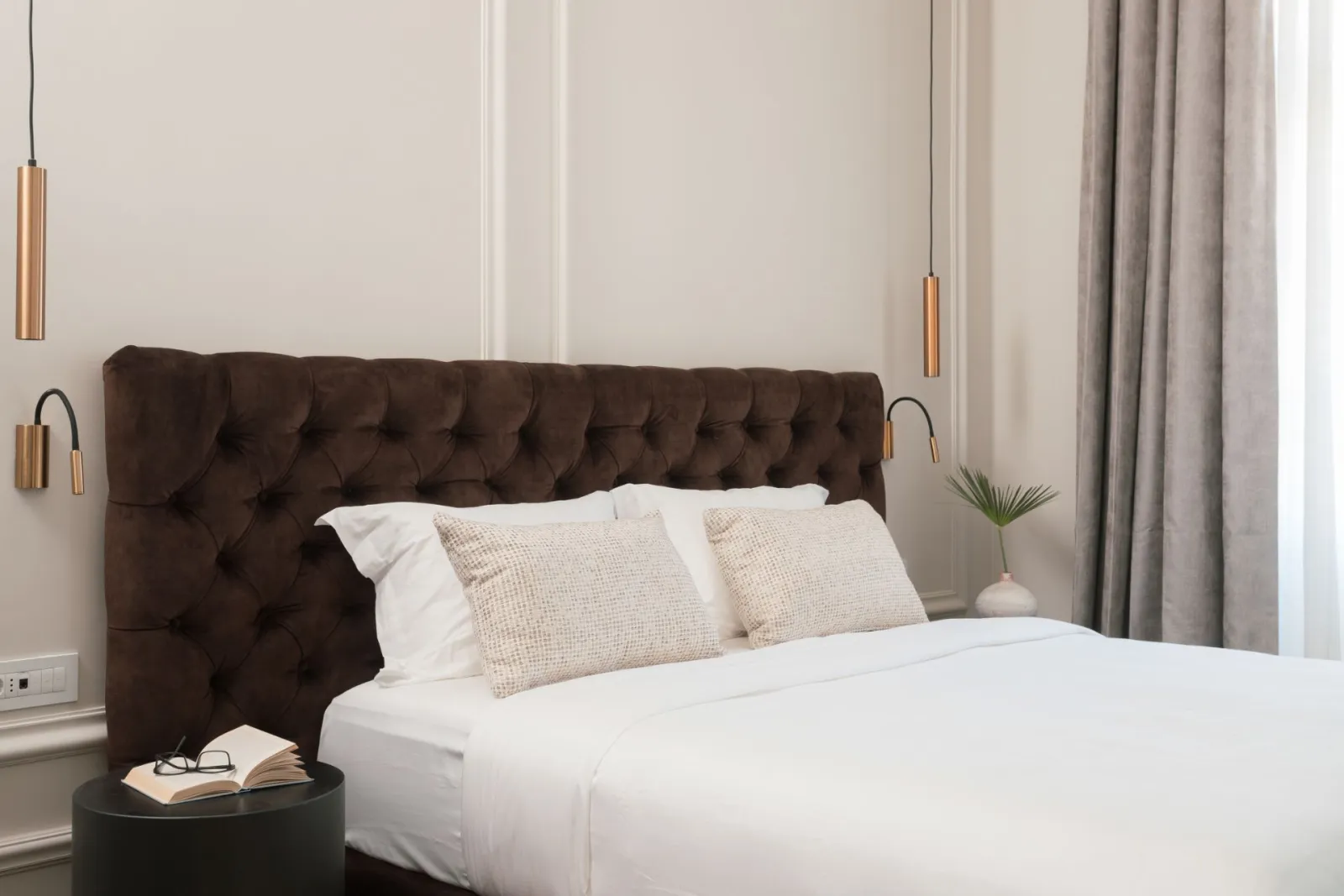 Honeymoon Suite