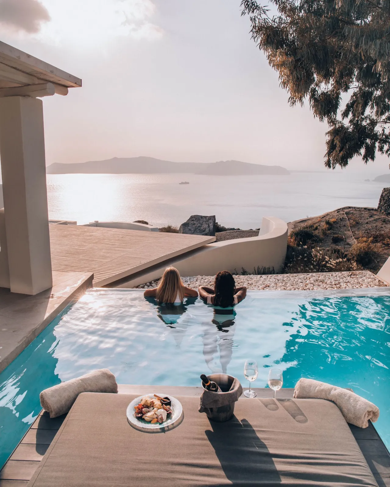Honeymoon Pool Suite with Caldera Sunset View