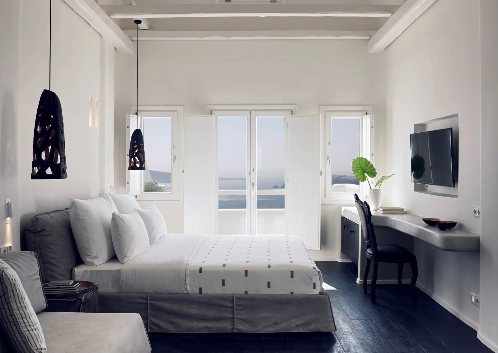 Suite with Hot Tub &amp; Caldera Sunset View