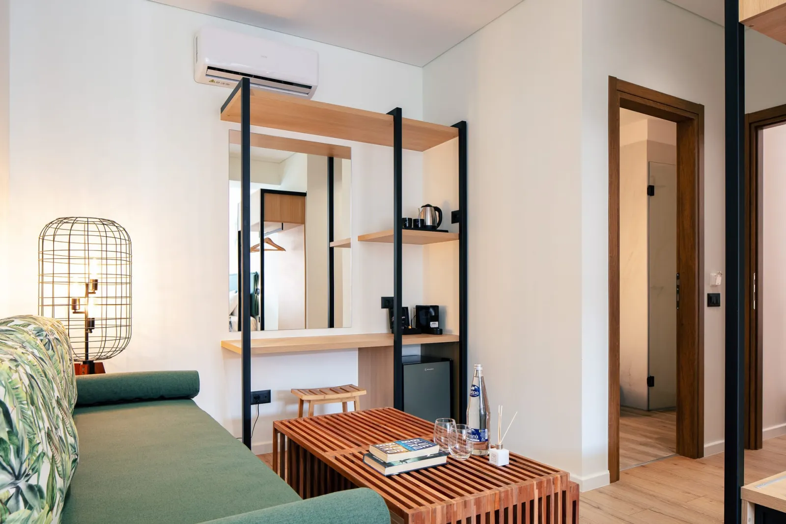 Premium Studio with Old Town View &amp; Open-Plan Bathtub