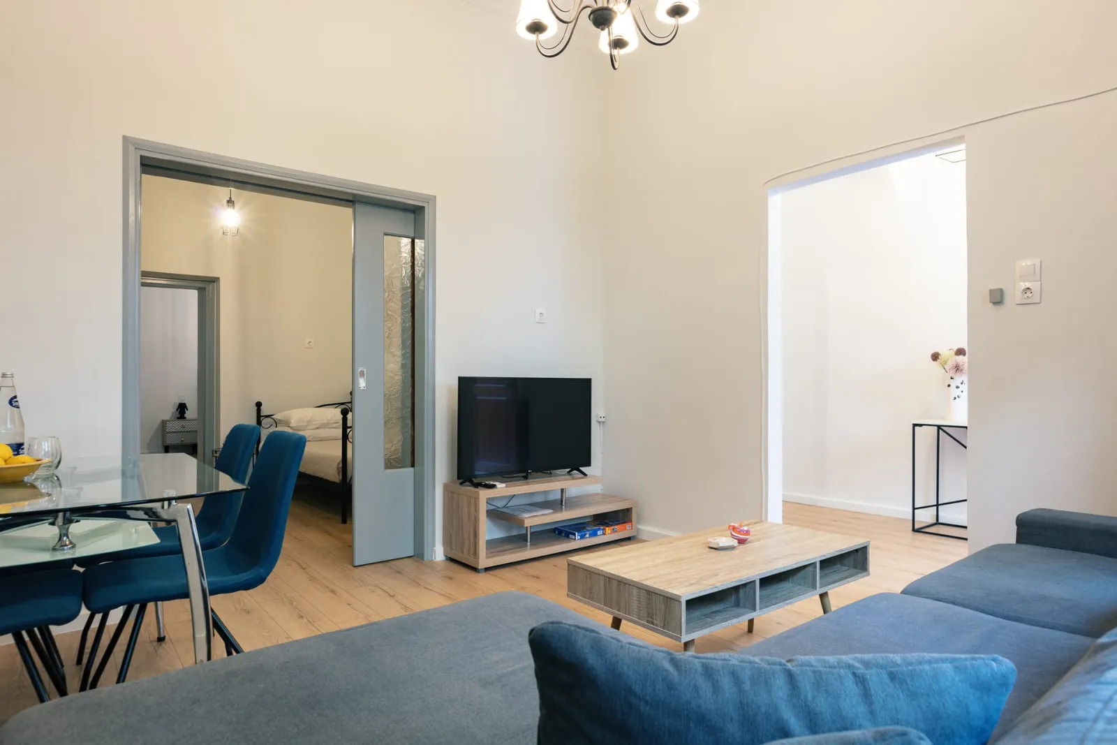 Superior Two Bedroom Apartment with Old Town View