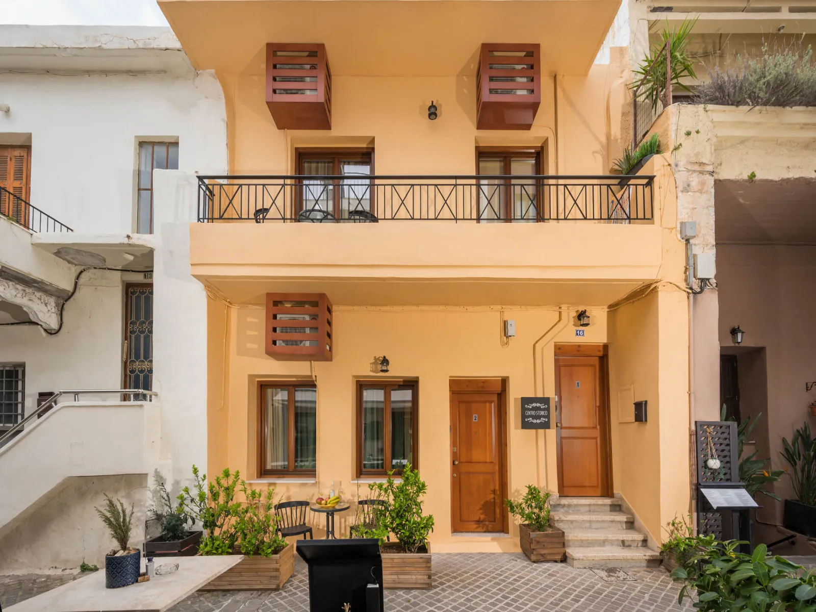 Golden View Villa- not public