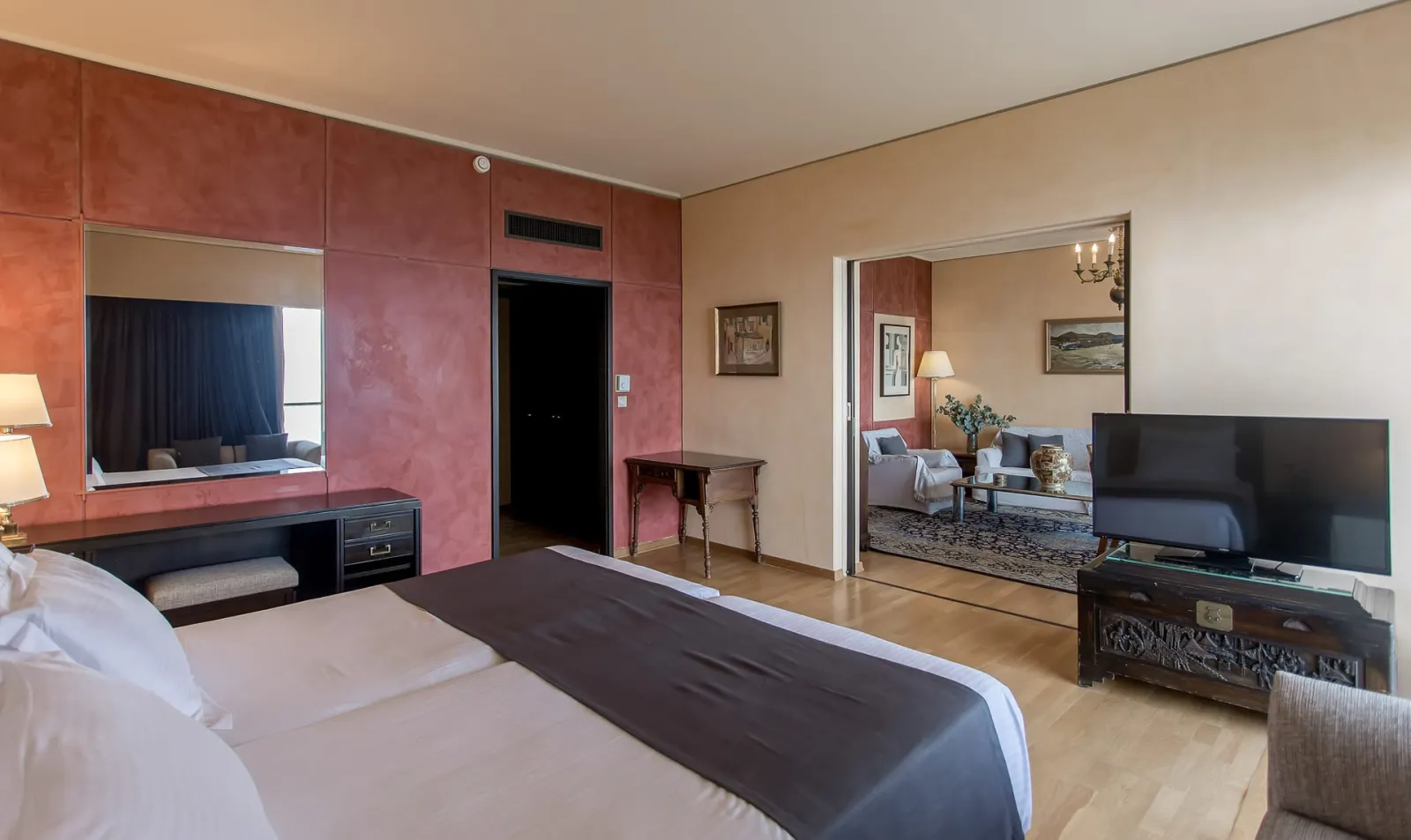 Presidential Suite Sea / Mouse Island View