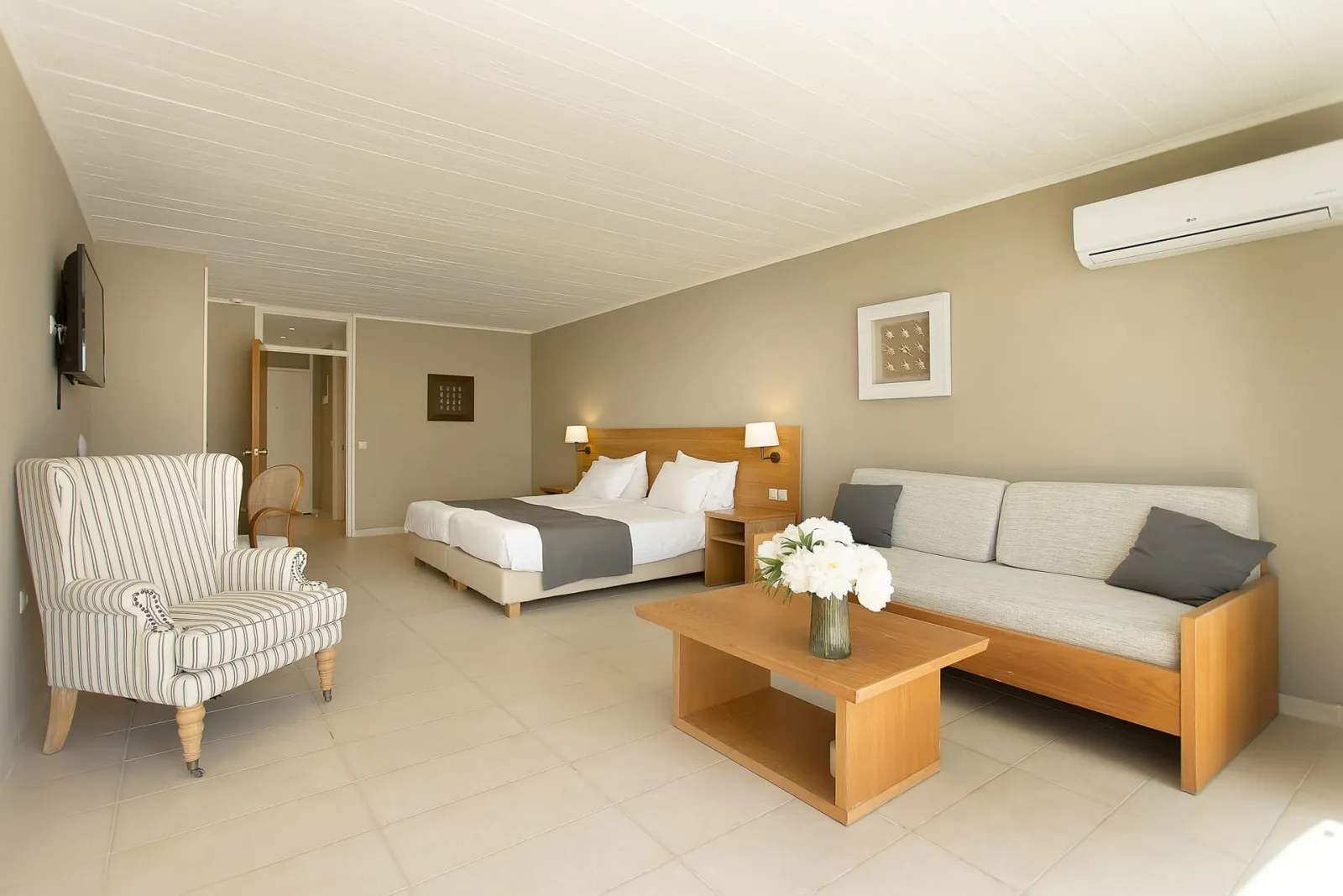 Premium Family Bungalow with Private Pool Sea &amp; Mouse Island View