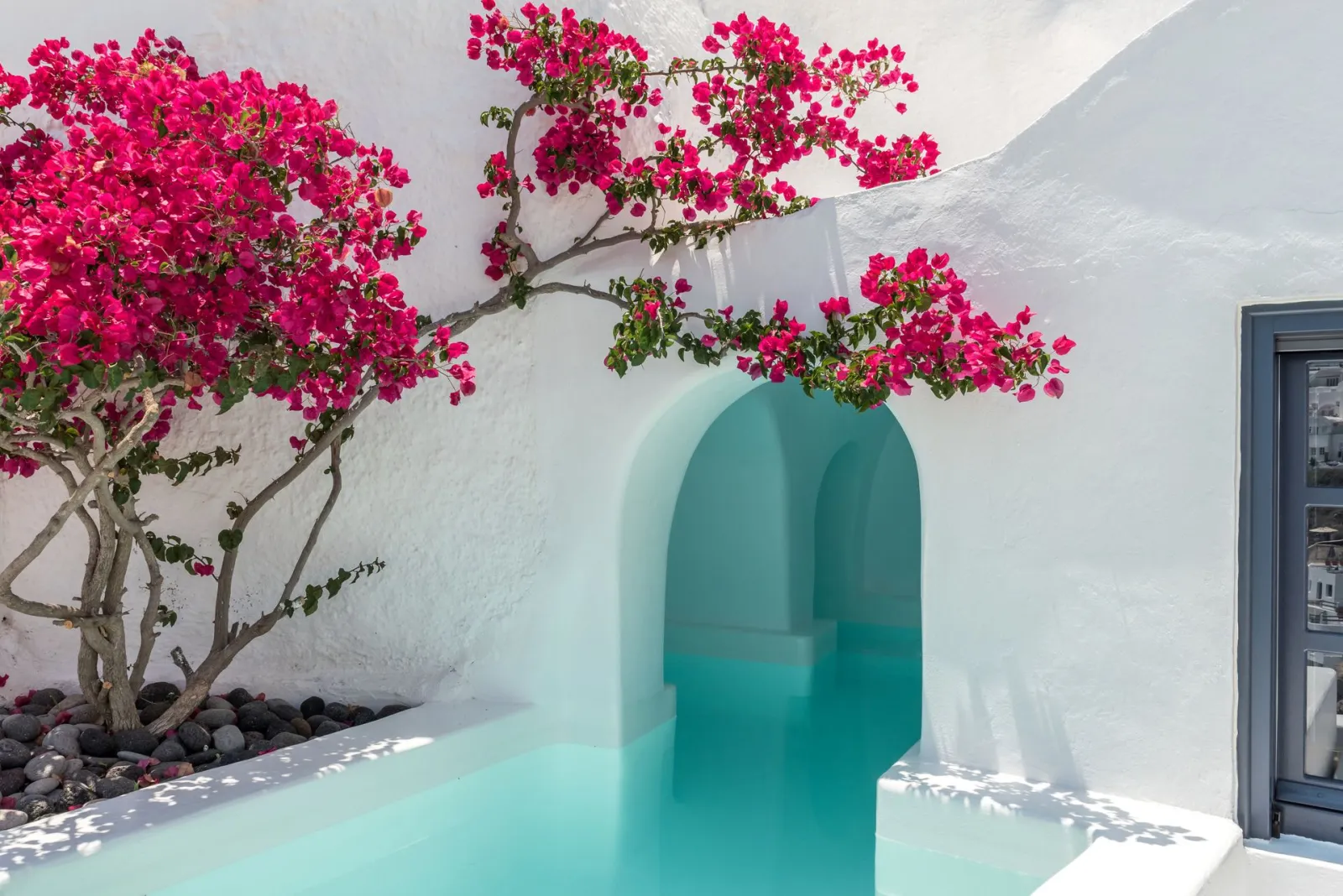 Swallows'Nest Suite with Plunge Pool | Caldera View