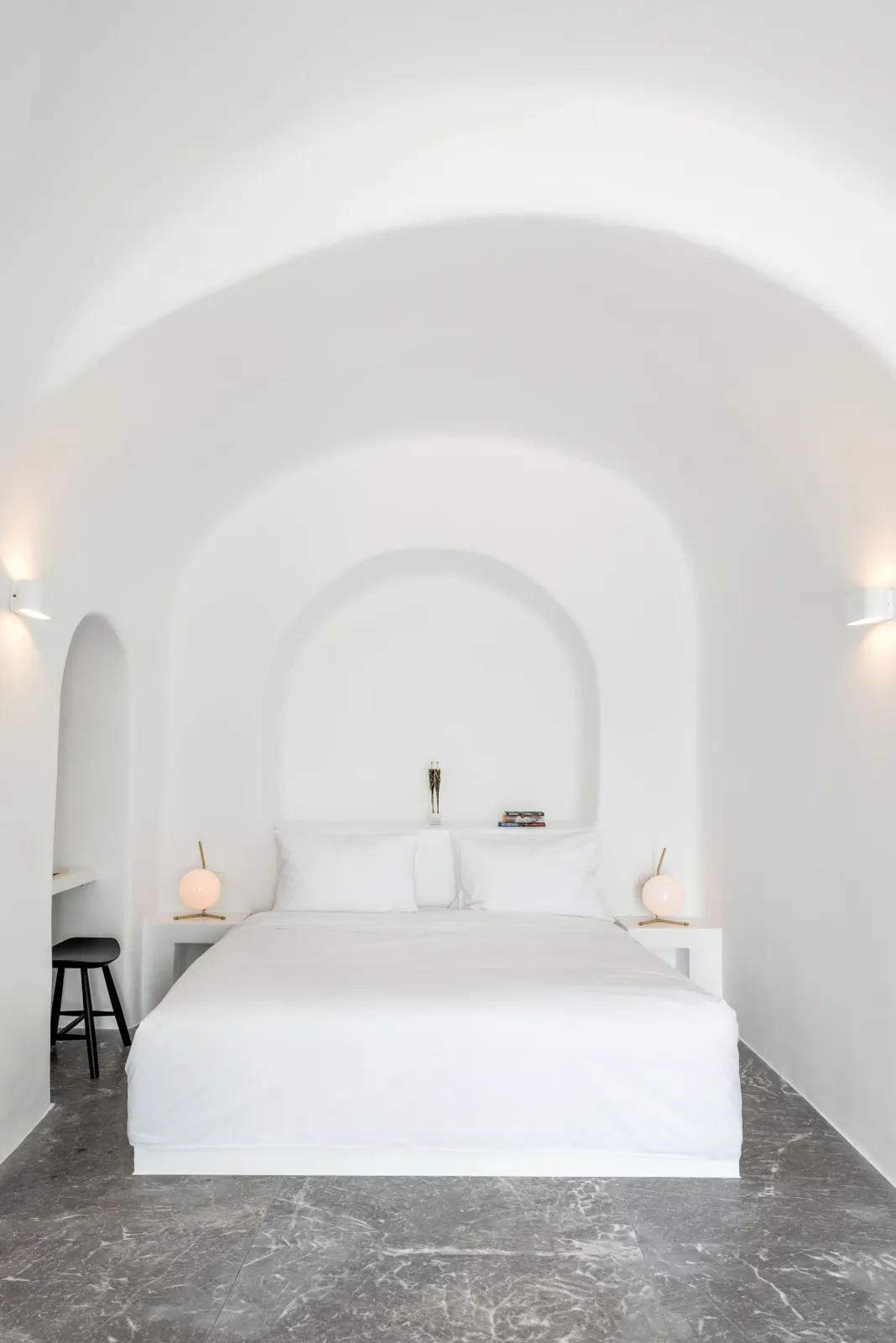 Olive Tree Suite with Plunge Pool | Caldera View