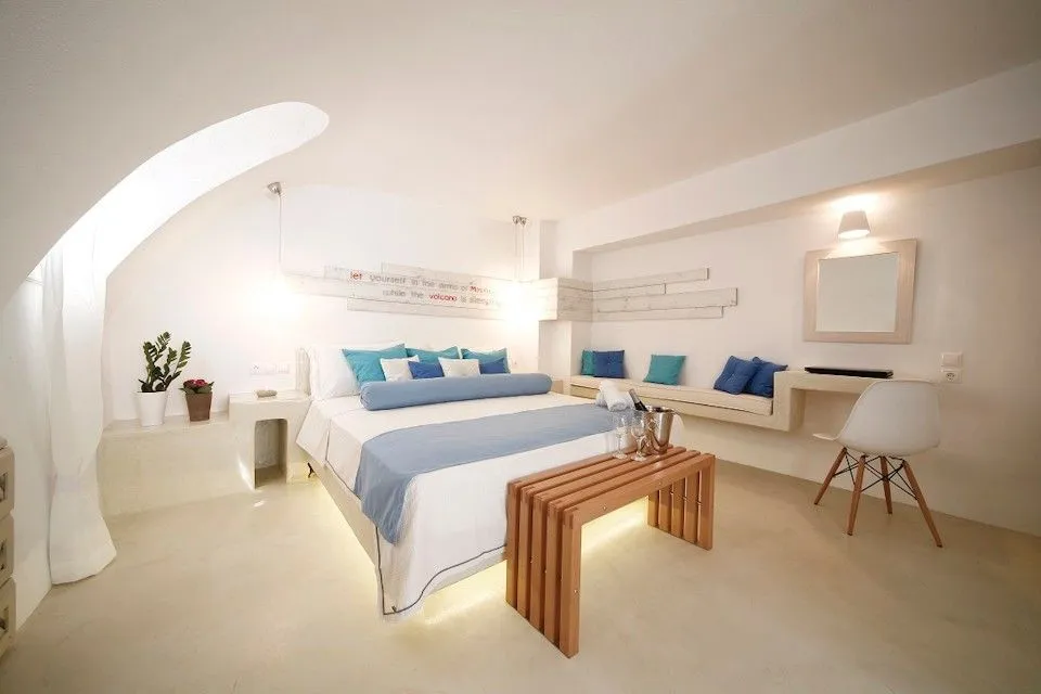 Junior Suite Caldera View with Jacuzzi