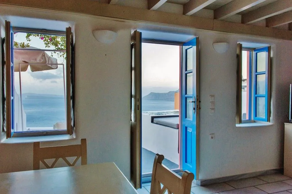 Deluxe Suite Caldera View with Jacuzzi