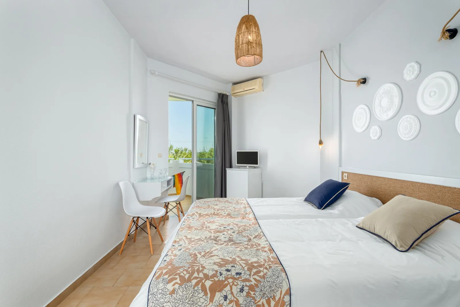 Friends & Family Sea View Room