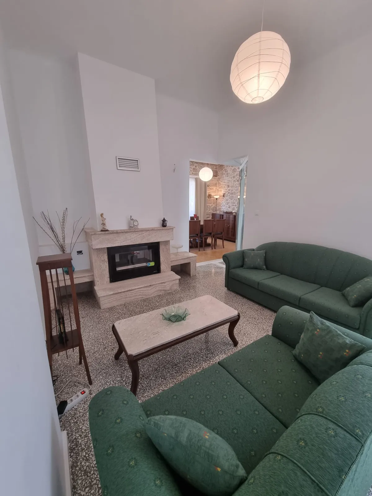 Hall Apartment 1