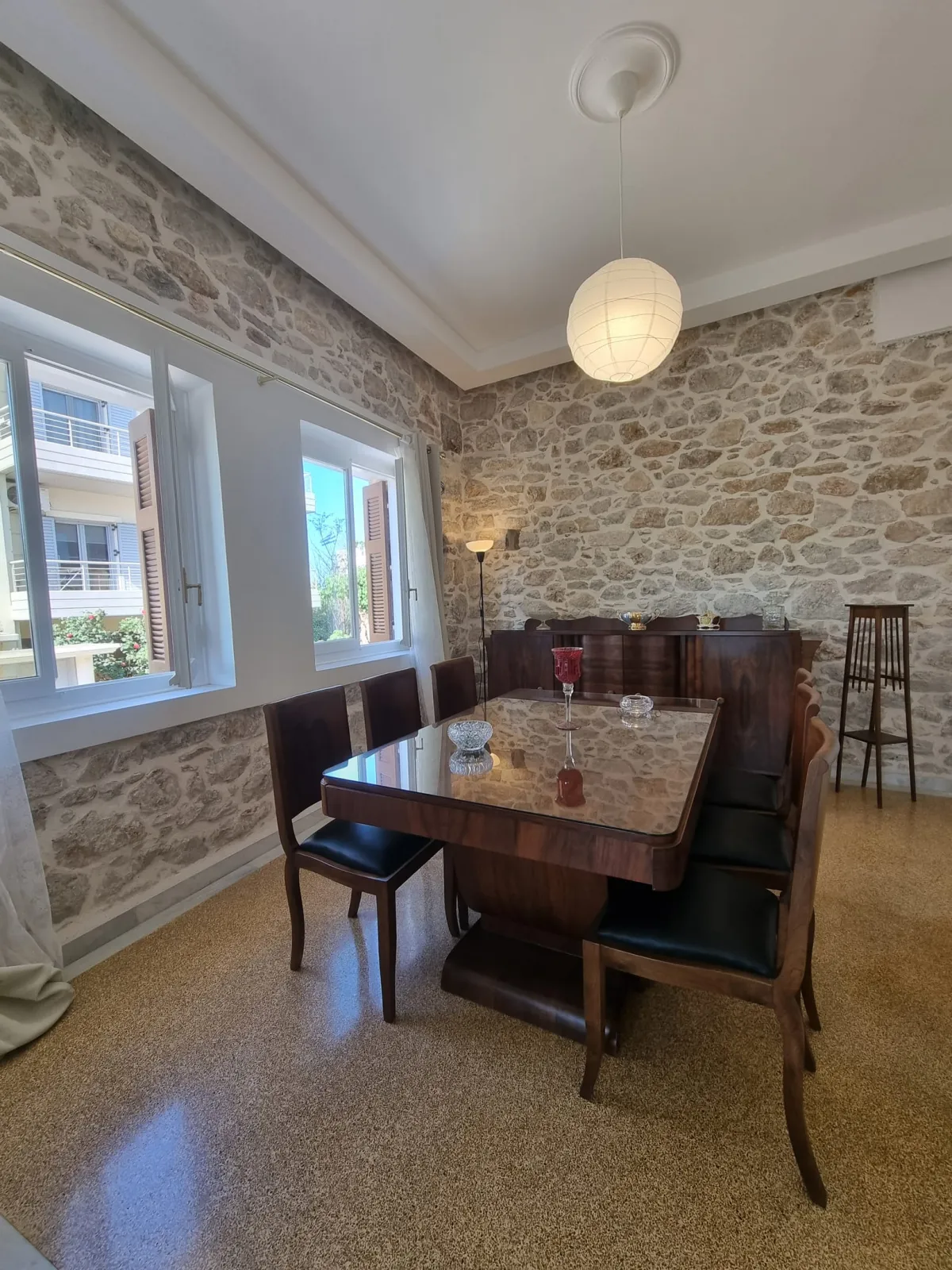 Hall Apartment 1