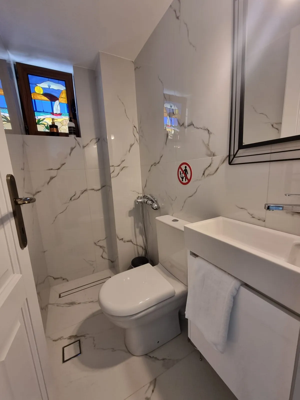 Hall Room 2