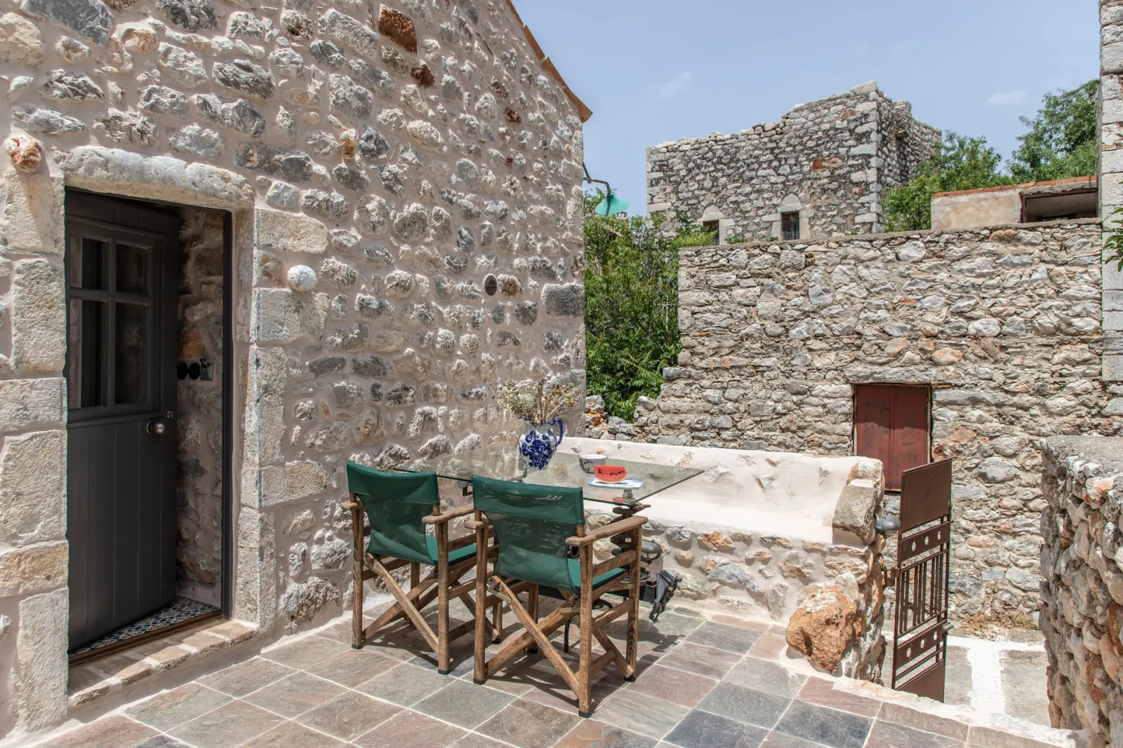 Mulberry with Private Veranda / Shared Swimming Pool