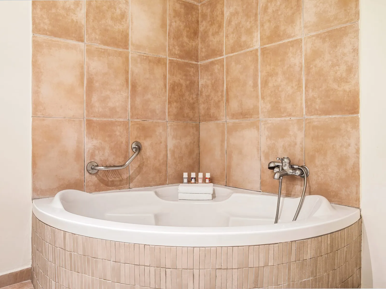 Seafront Suite