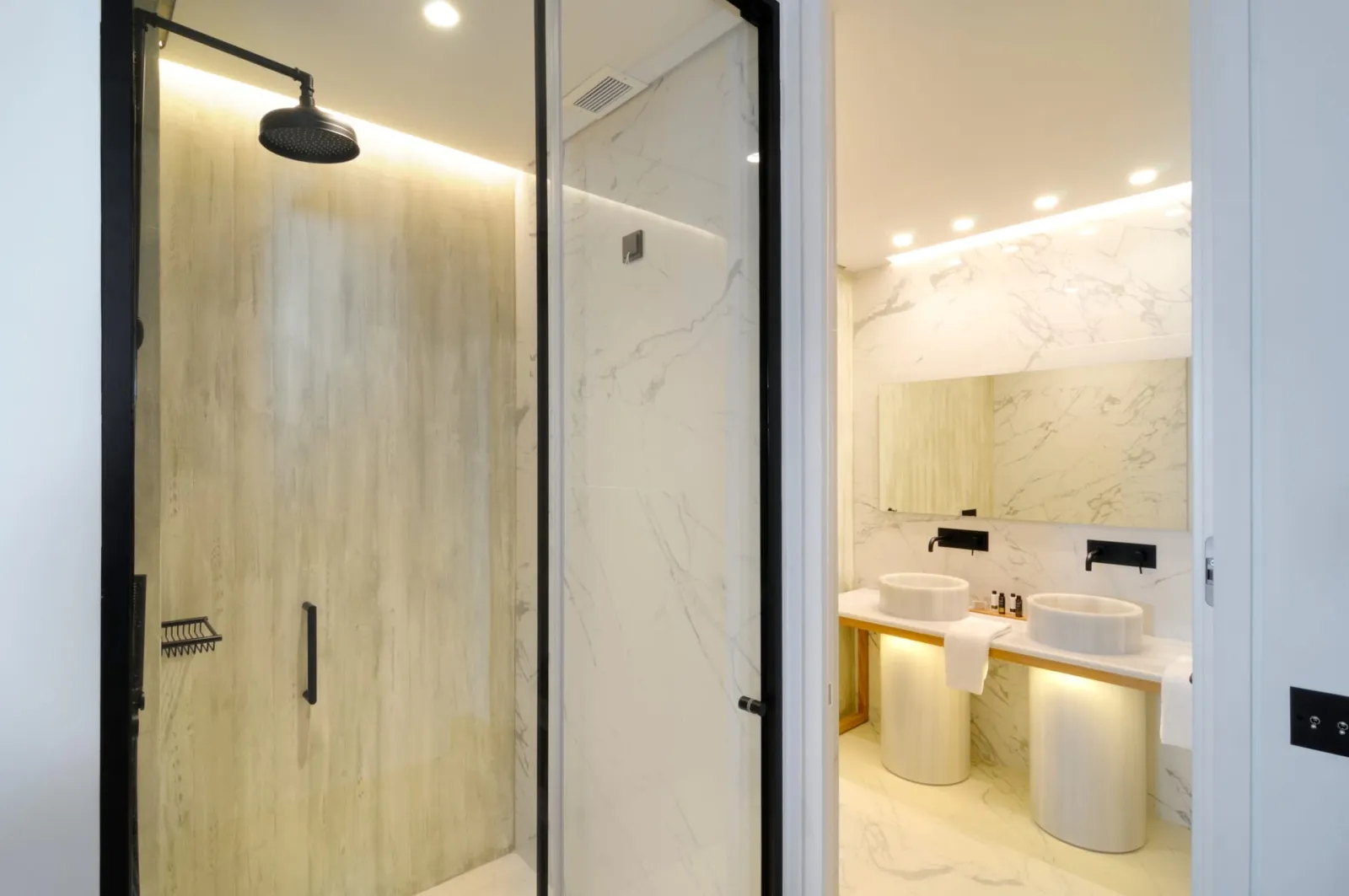 Metropolitan Suite