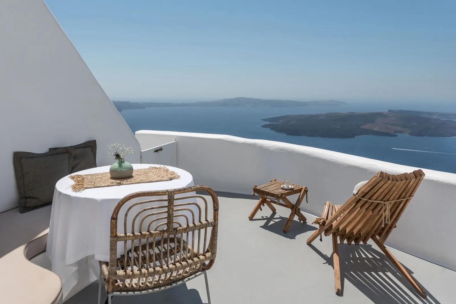 Deluxe Honeymoon Suite Hot Tub Sea View