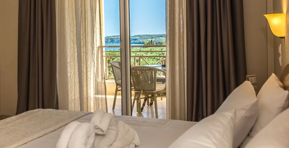 Superior Double Room with Side Sea View
