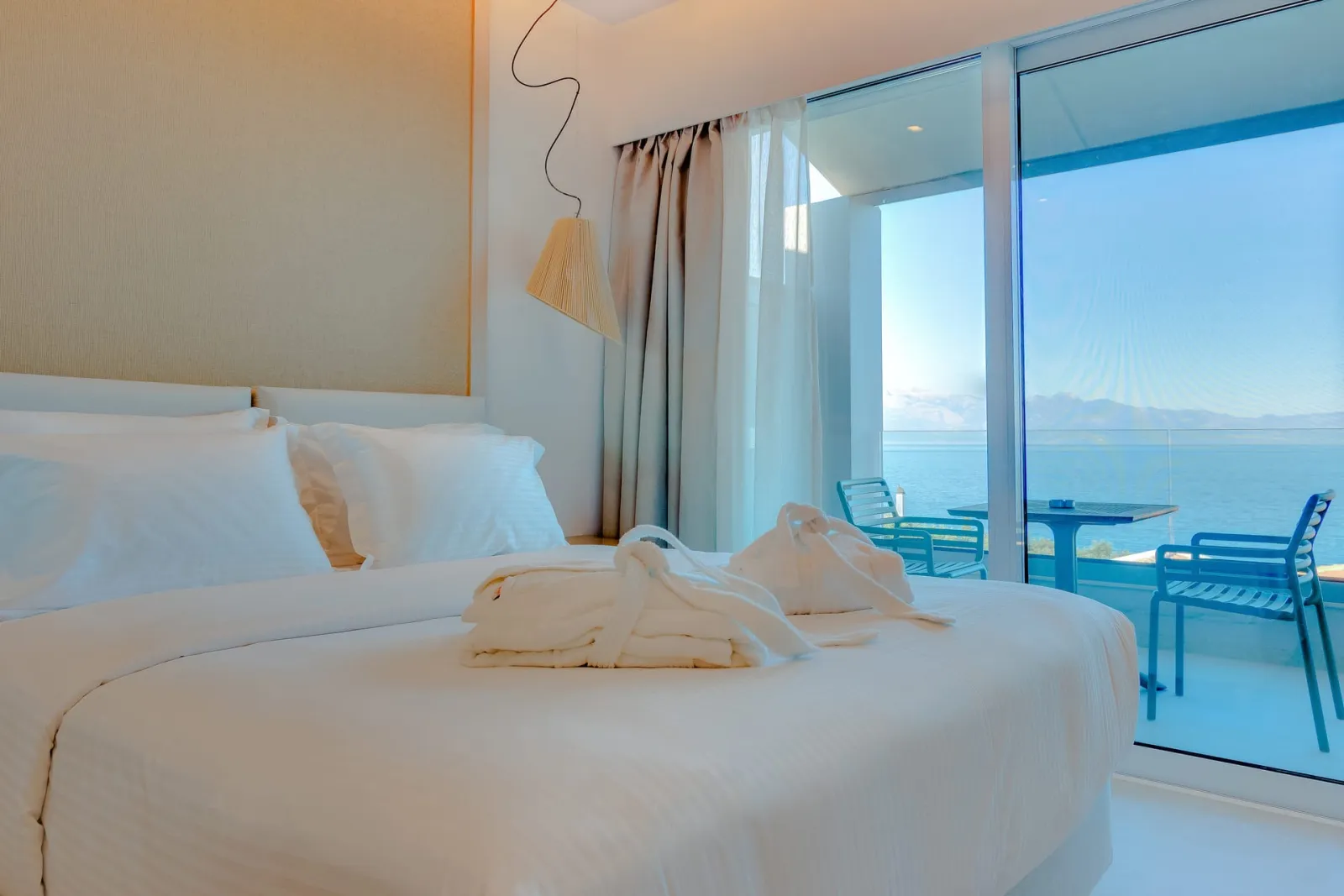 Deluxe Double or Twin Room with Sea View
