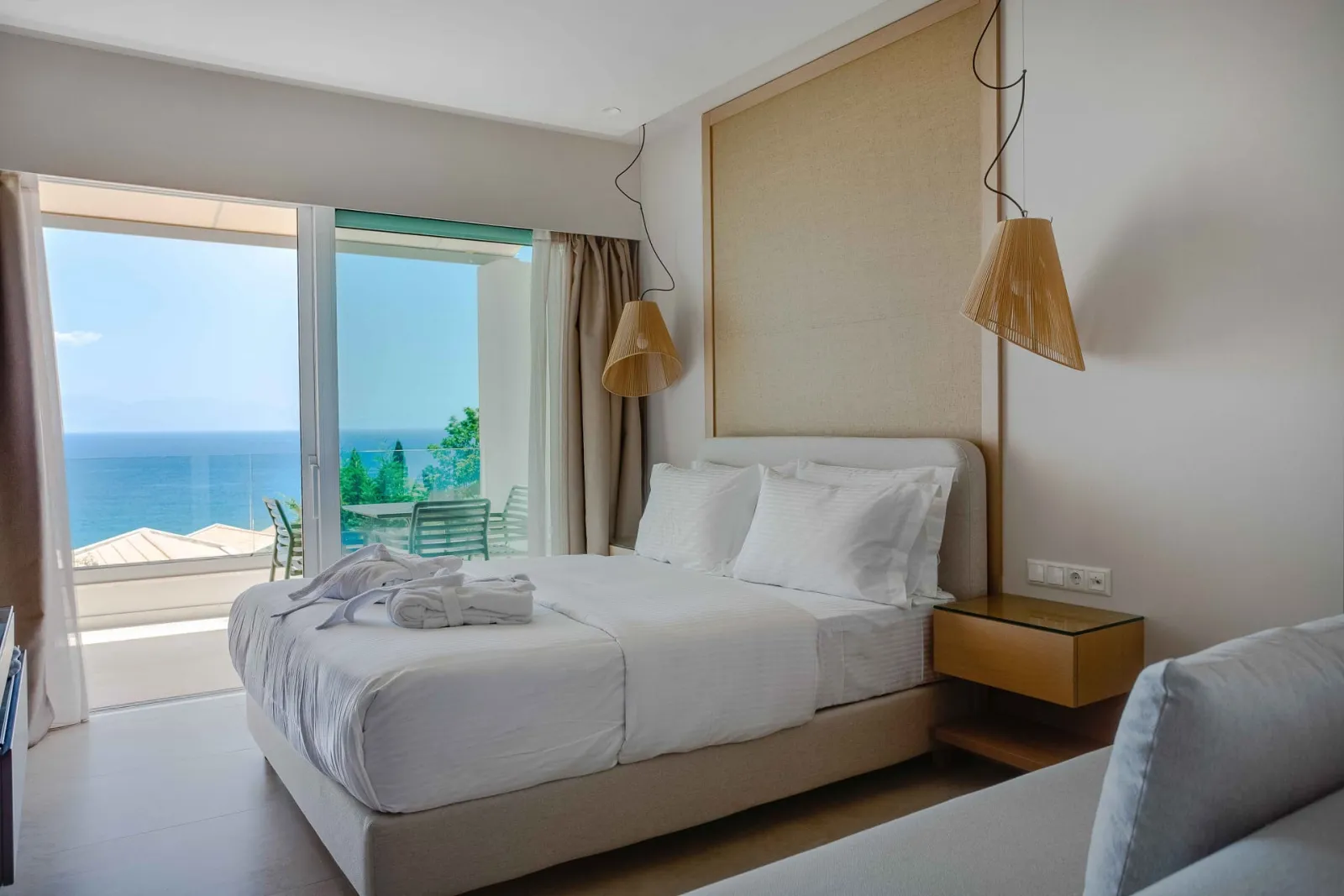 Deluxe Double or Twin Room with Sea View