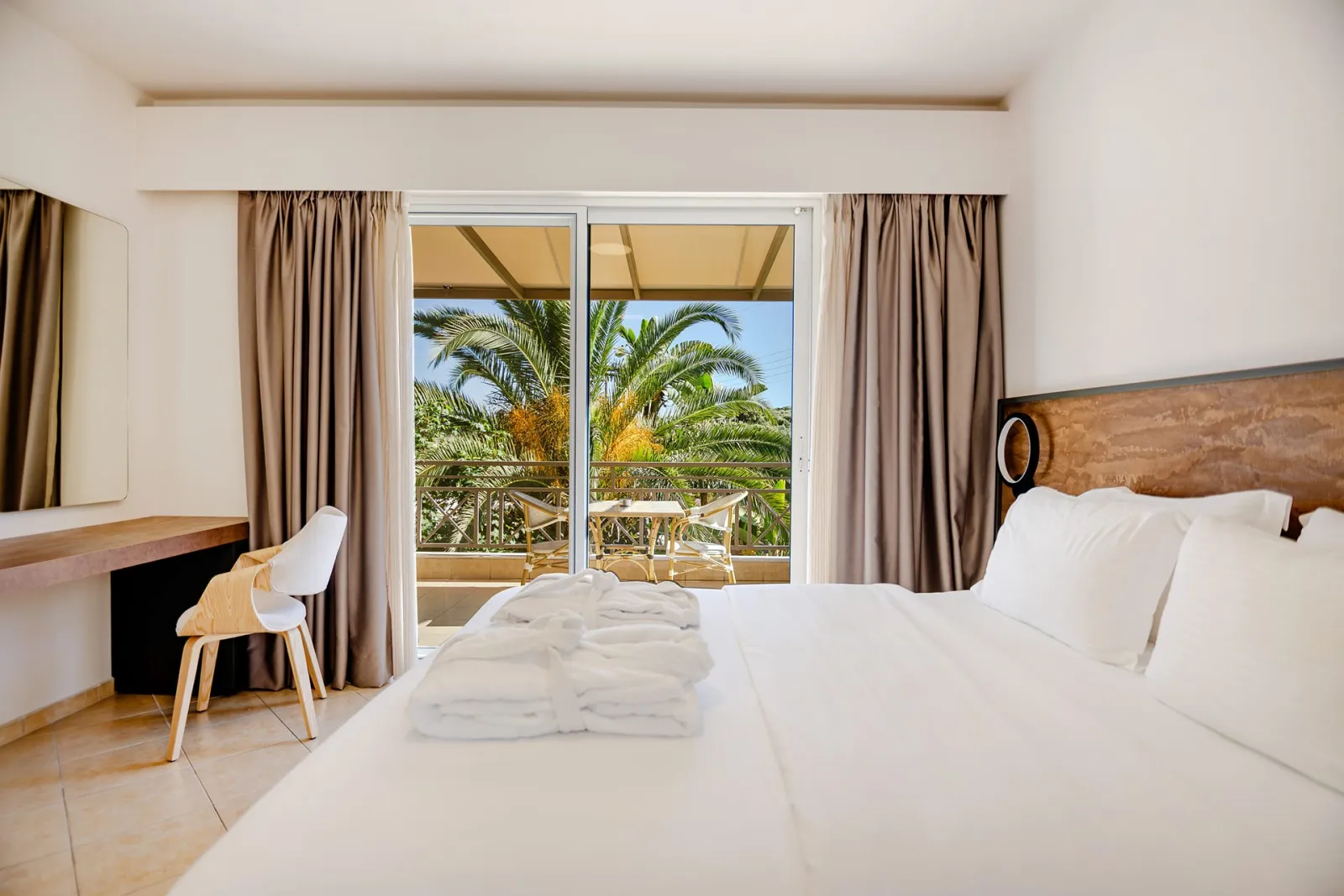 EXECUTIVE DOUBLE GARDEN VIEW
