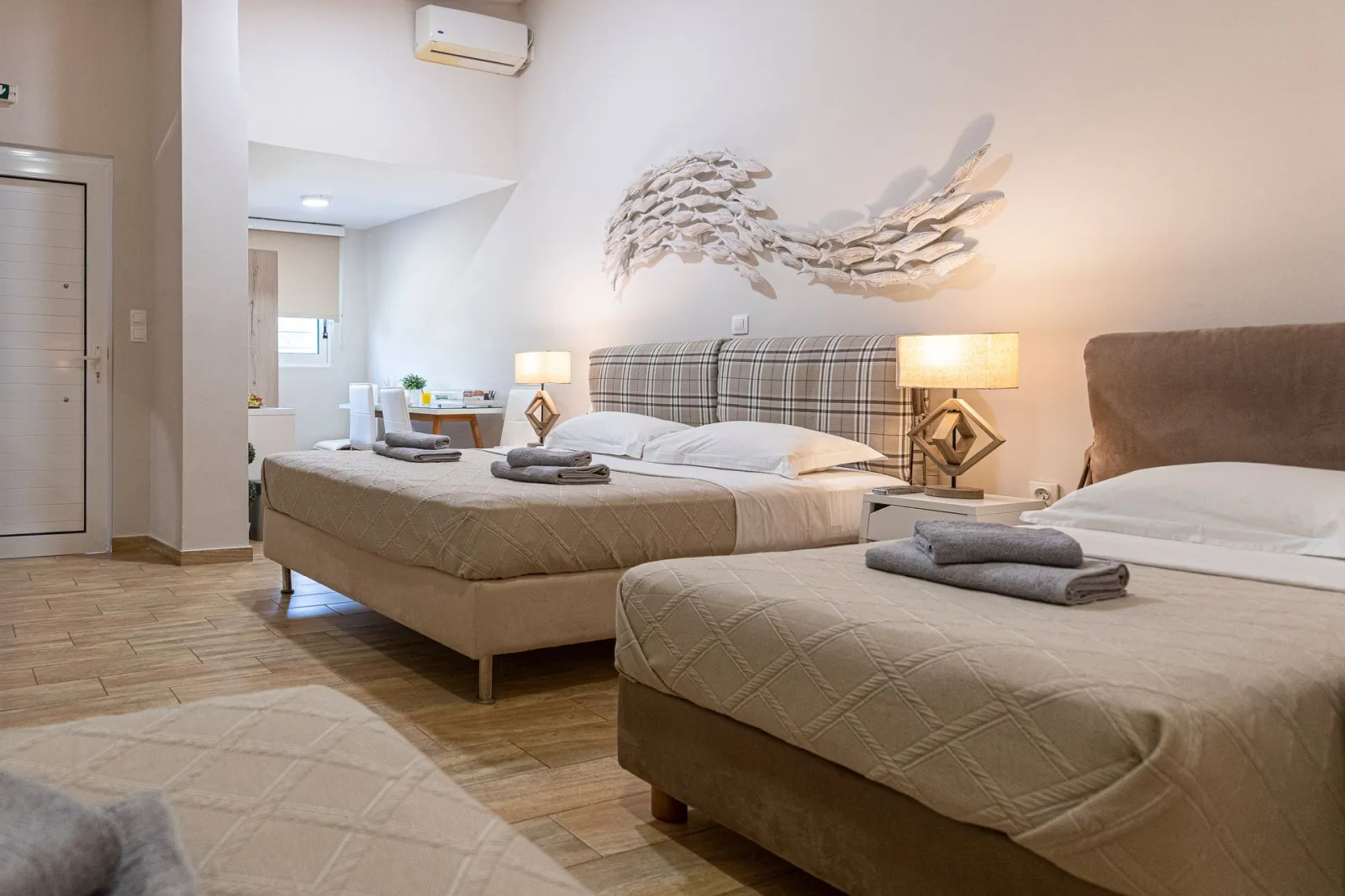 Deluxe Quadruple Room with Jetted Shower