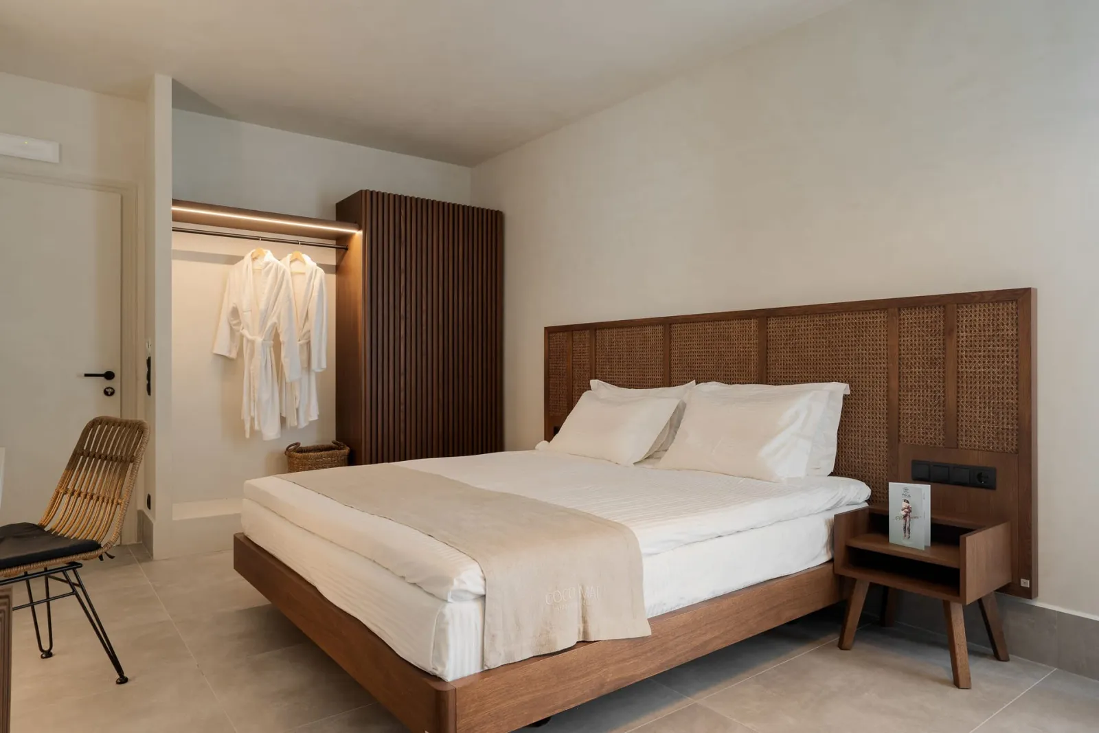 Queen Suite