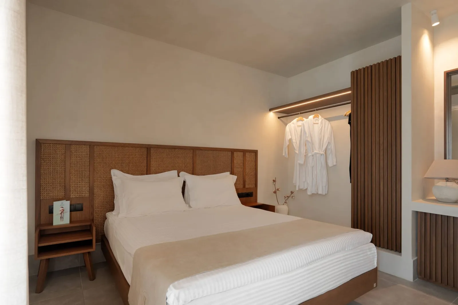Queen Suite