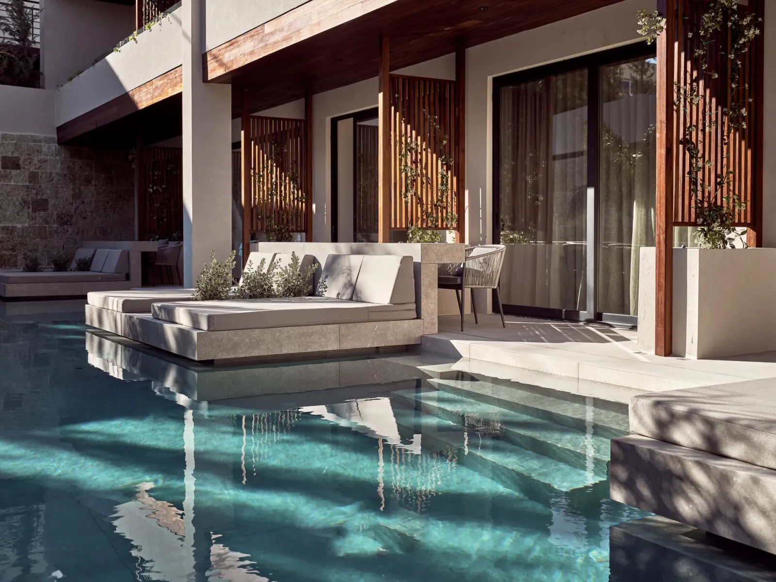 Swim up Pool Suite