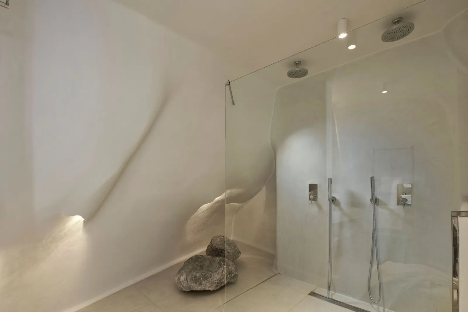Caldera Room