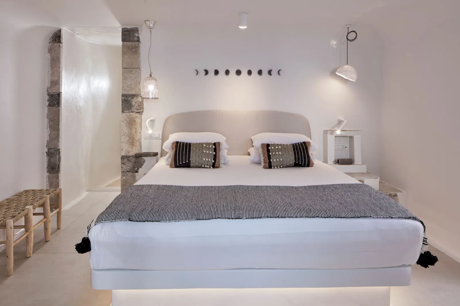 Cave Suite