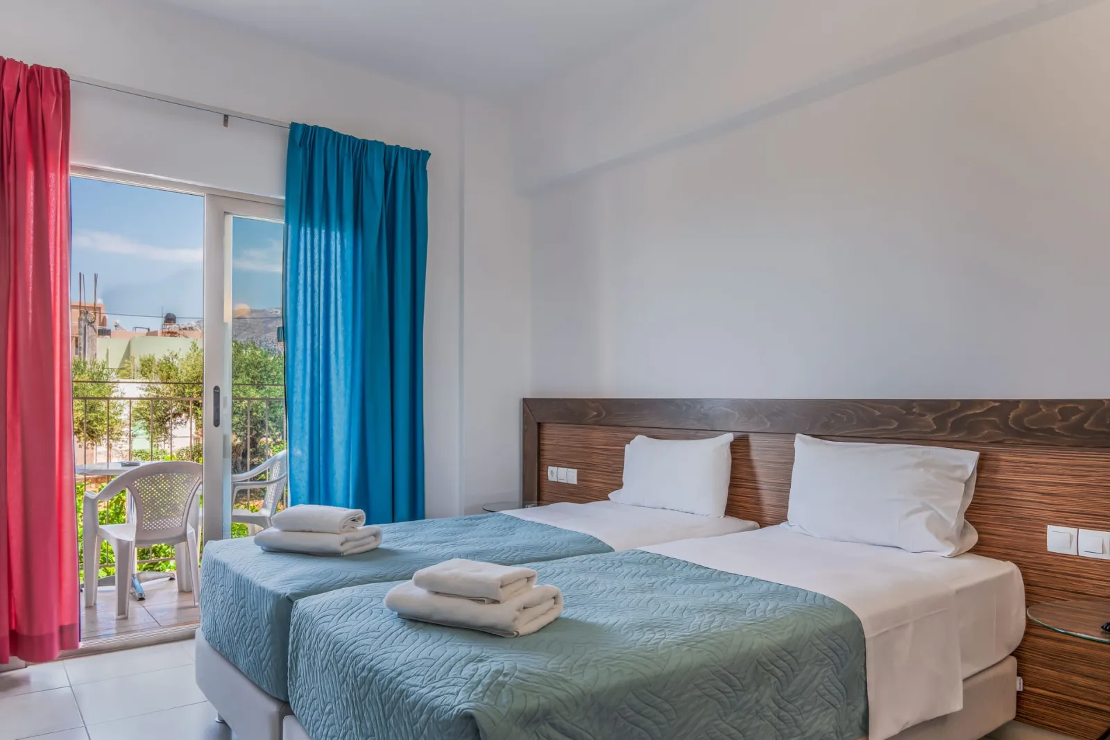 Standard Triple Room | Garden or Pool View [18 m²]