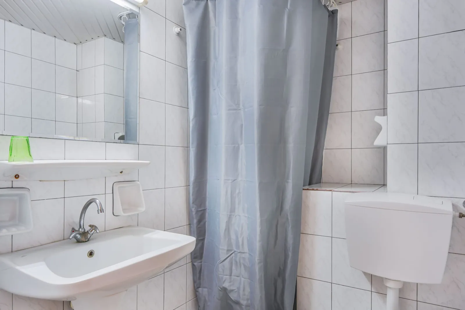 Standard Triple Room | Partial Sea View [18 m²]