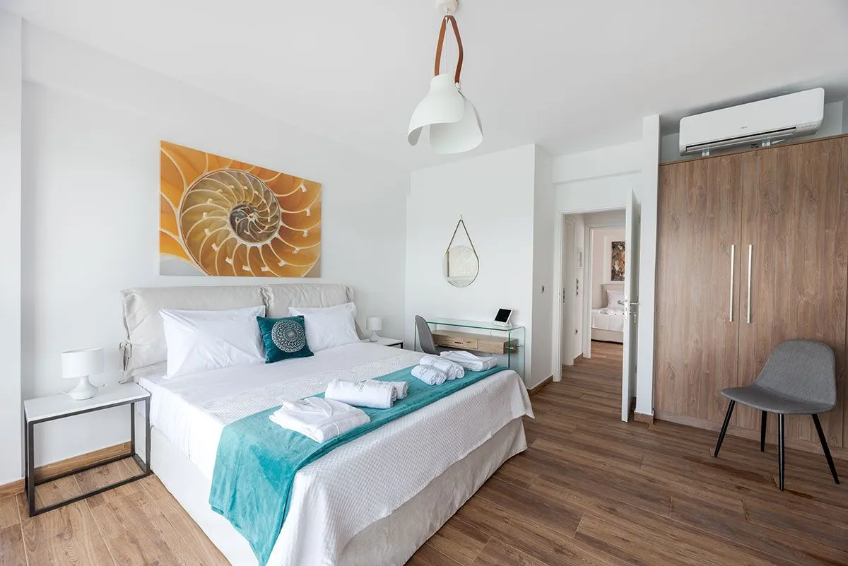 Tyche - Luxury Sea View Suite