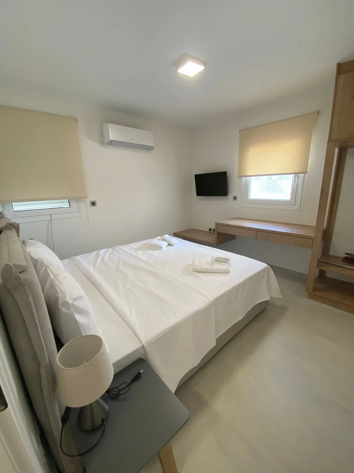 Dionysos - Standard Apartment