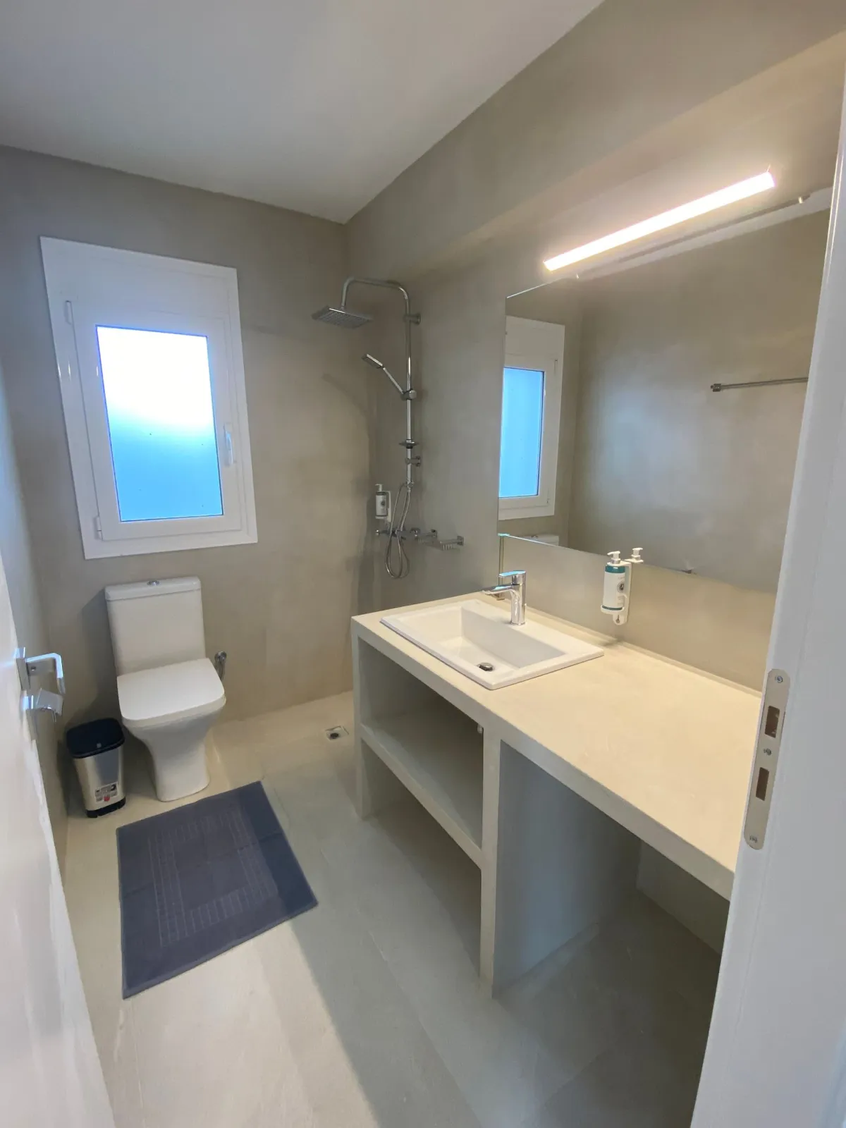Medea - Deluxe Sea View Suite