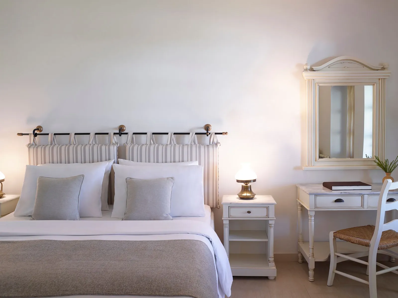 Garden/Mountain View Room