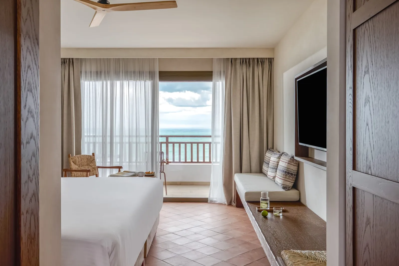 Exclusive Adult Sea-Front View Room (Aged 16+| Renovated)