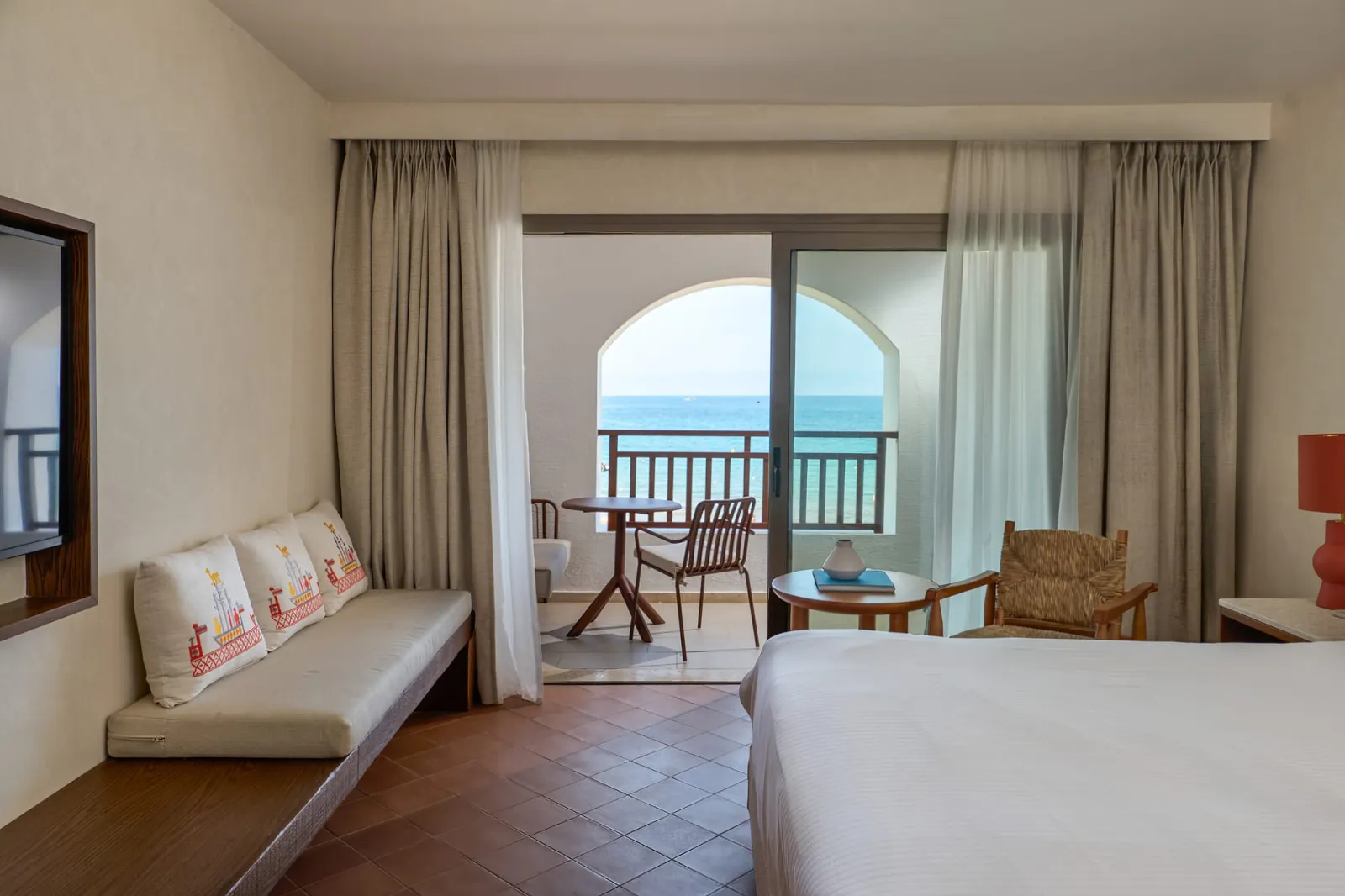 Exclusive Adult Sea-Front View Room (Aged 16+| Renovated)